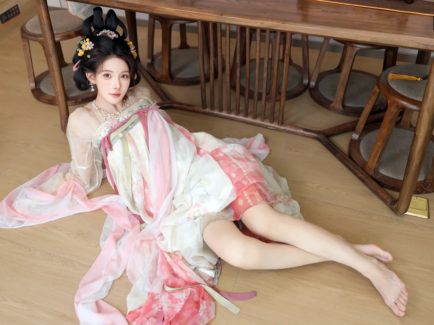 梨霜儿 - No.003 唐装 [112P-459MB] tg@simisebaisi 【丝足阁】080.webp